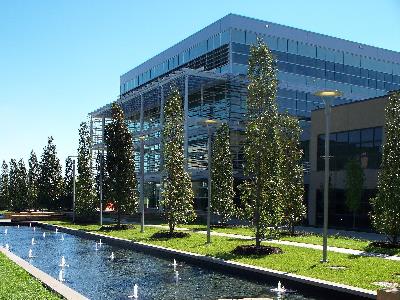 While the jury is still out on if investing in environmentally friendly buildings can save costs and boost employee productivity (and so make employee management easier), leading employers across the world appear to have already made up their minds on the matter. These organisations are investing in green buildings and work spaces because they know it’s good for productivity.